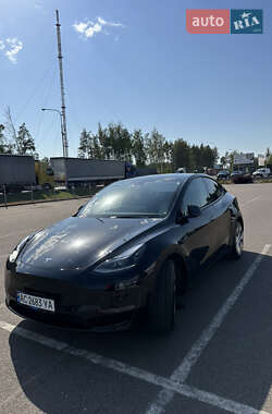 Позашляховик / Кросовер Tesla Model Y 2023 в 