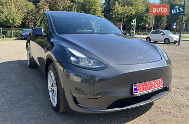 Внедорожник / Кроссовер Tesla Model Y 2023 в 