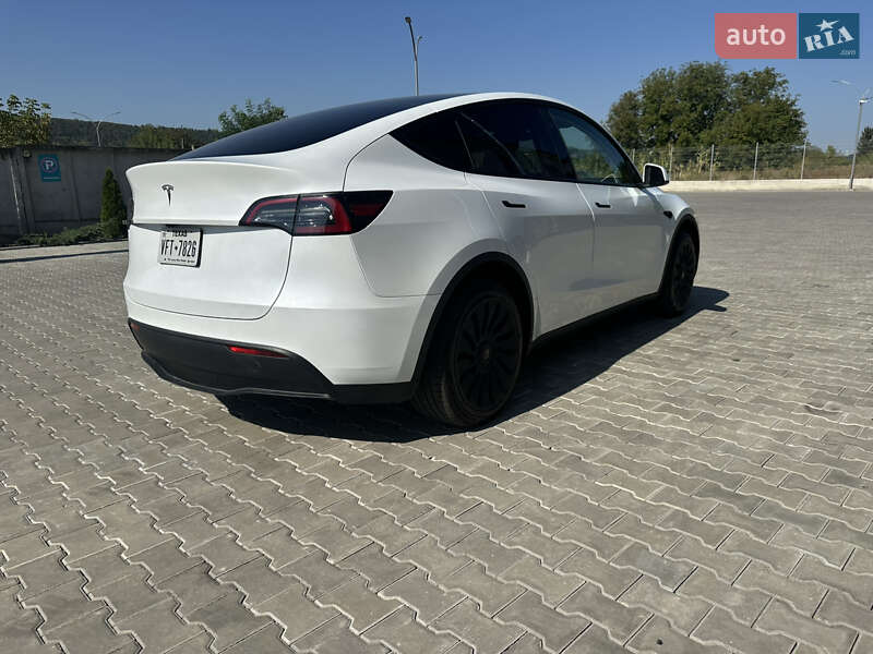 Позашляховик / Кросовер Tesla Model Y 2024 в Вінниці