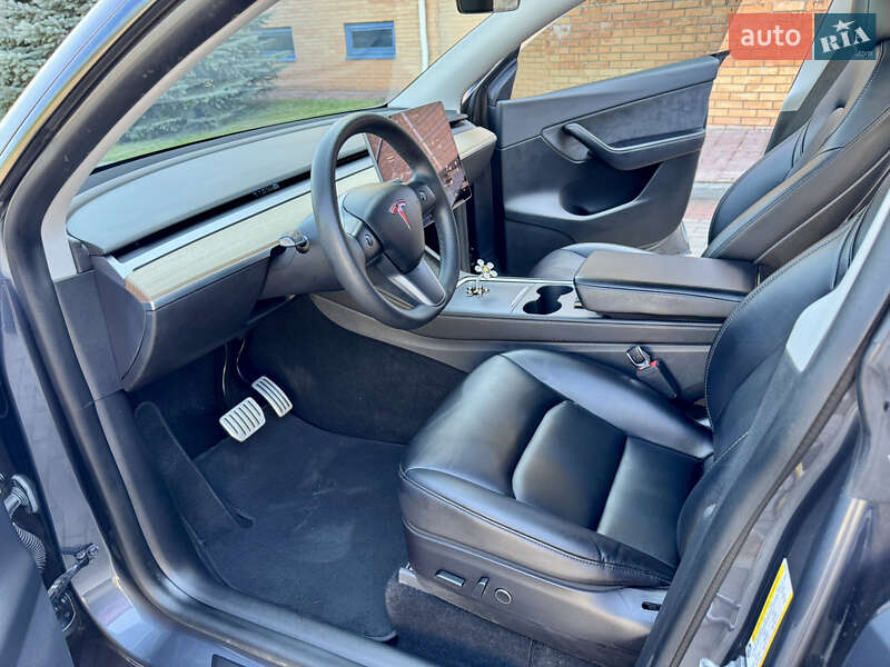 Позашляховик / Кросовер Tesla Model Y 2021 в Харкові фото 27 Позашляховик / Кросовер Tesla Model Y 2021 в Харкові