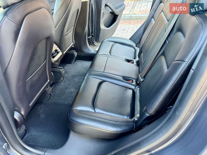 Позашляховик / Кросовер Tesla Model Y 2021 в Харкові фото 29 Позашляховик / Кросовер Tesla Model Y 2021 в Харкові