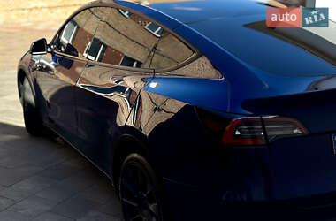 Внедорожник / Кроссовер Tesla Model Y 2021 в 