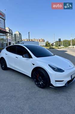 Внедорожник / Кроссовер Tesla Model Y 2022 в Днепре
