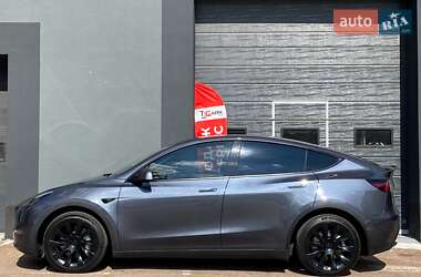 Внедорожник / Кроссовер Tesla Model Y 2022 в 