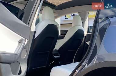 Внедорожник / Кроссовер Tesla Model Y 2022 в 