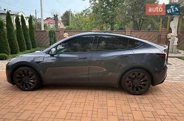 Внедорожник / Кроссовер Tesla Model Y 2021 в 