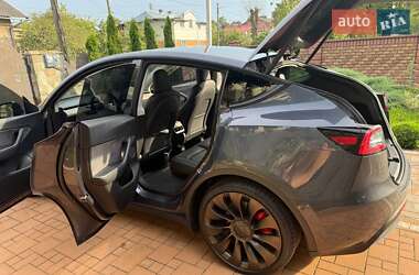 Внедорожник / Кроссовер Tesla Model Y 2021 в 