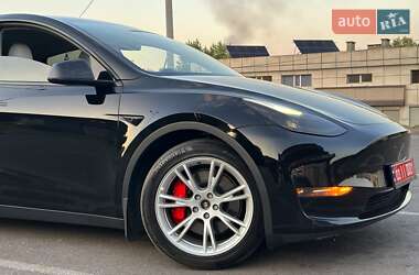 Внедорожник / Кроссовер Tesla Model Y 2022 в 