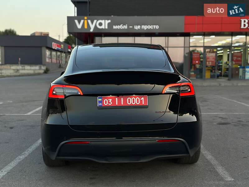 Позашляховик / Кросовер Tesla Model Y 2022 в Кам'янському