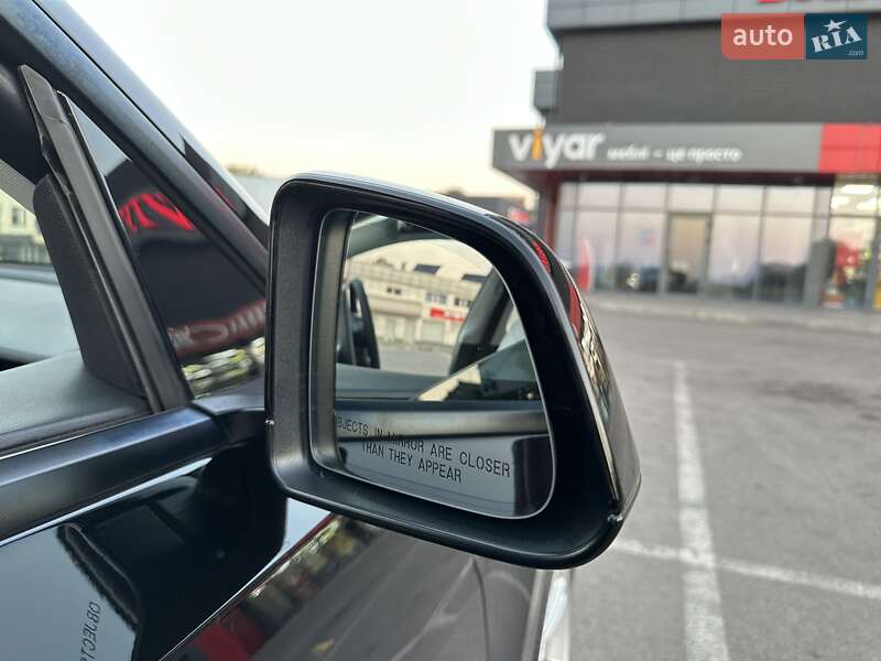 Позашляховик / Кросовер Tesla Model Y 2022 в Кам'янському