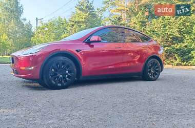 Позашляховик / Кросовер Tesla Model Y 2022 в 