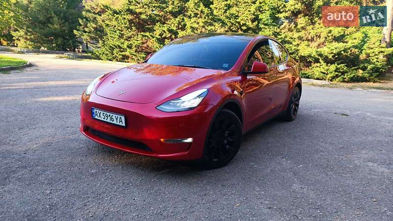 Позашляховик / Кросовер Tesla Model Y 2022 в 