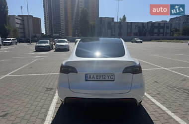 Позашляховик / Кросовер Tesla Model Y 2022 в 