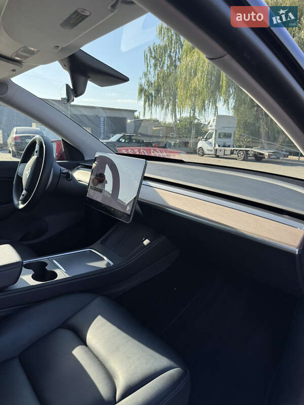 Внедорожник / Кроссовер Tesla Model Y 2021 в Луцке фото 27 Внедорожник / Кроссовер Tesla Model Y 2021 в Луцке