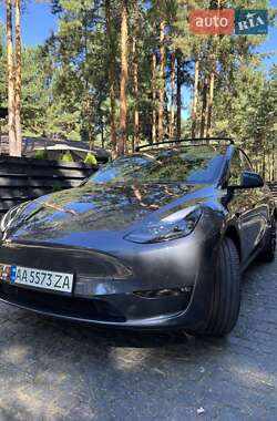 Позашляховик / Кросовер Tesla Model Y 2023 в 