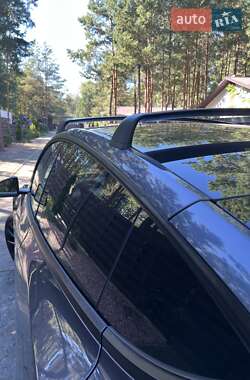 Позашляховик / Кросовер Tesla Model Y 2023 в 