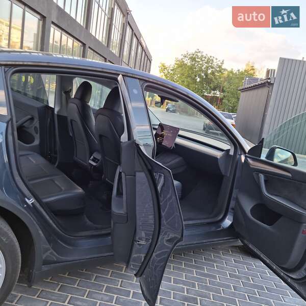 Внедорожник / Кроссовер Tesla Model Y 2023 в Полтаве фото 24 Внедорожник / Кроссовер Tesla Model Y 2023 в Полтаве