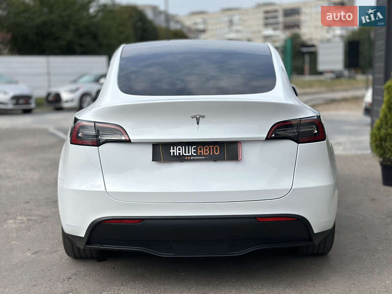 Позашляховик / Кросовер Tesla Model Y 2023 в Шептицькому