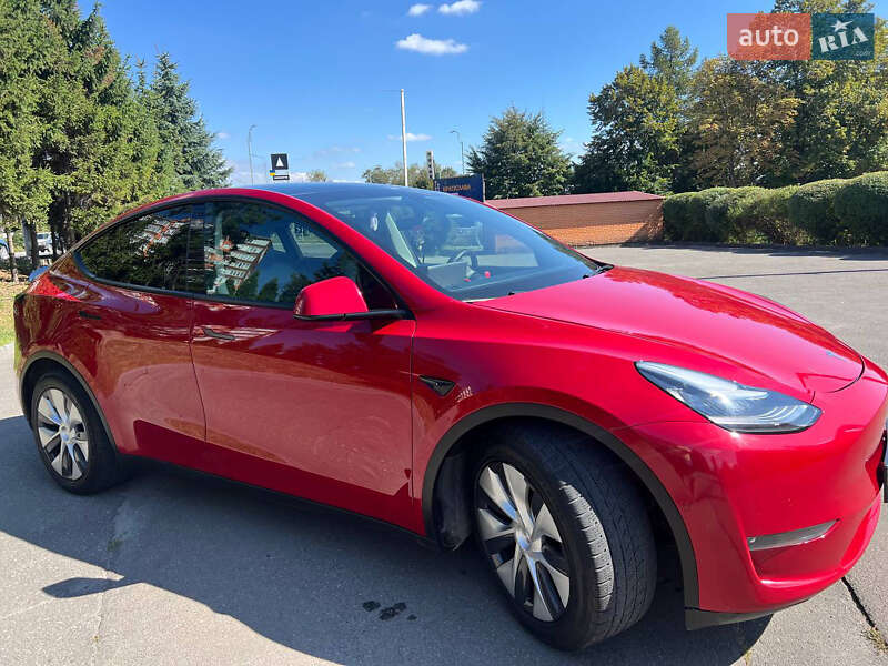 Внедорожник / Кроссовер Tesla Model Y 2021 в Тернополе