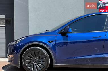 Внедорожник / Кроссовер Tesla Model Y 2023 в 