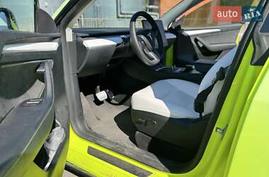 Позашляховик / Кросовер Tesla Model Y 2023 в 
