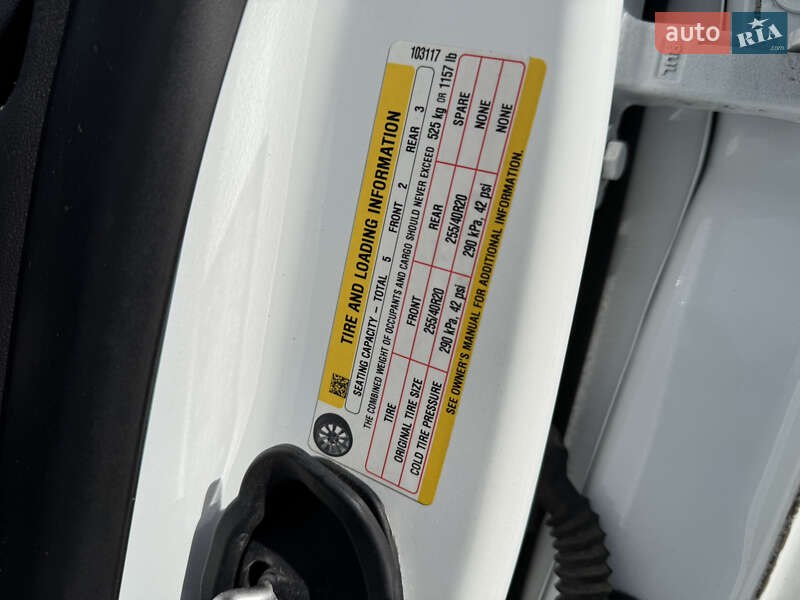 Позашляховик / Кросовер Tesla Model Y 2021 в Краматорську