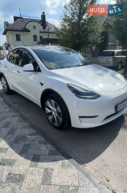 Внедорожник / Кроссовер Tesla Model Y 2021 в 