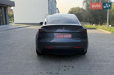 Позашляховик / Кросовер Tesla Model Y 2023 в 