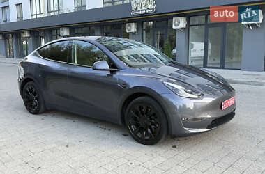 Позашляховик / Кросовер Tesla Model Y 2023 в 