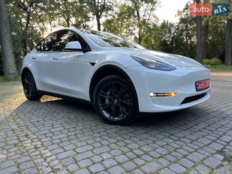 Внедорожник / Кроссовер Tesla Model Y 2022 в Львове