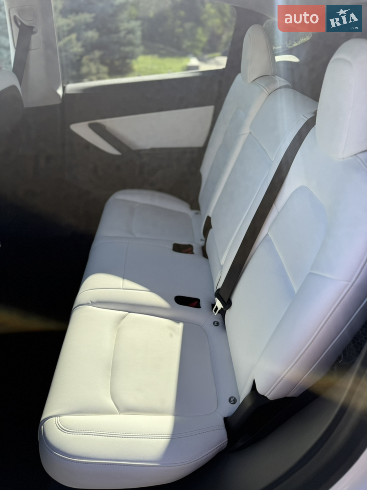 2021 Tesla Model Y - мініатюра 12