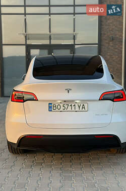 Внедорожник / Кроссовер Tesla Model Y 2022 в 