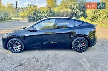 Внедорожник / Кроссовер Tesla Model Y 2024 в 