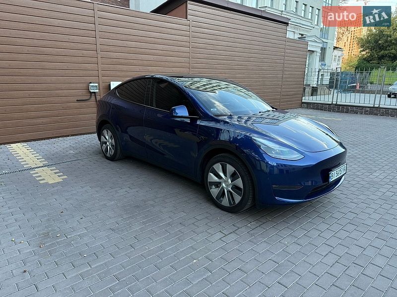 Tesla Model Y 2023 Tesla Model Y 2023
