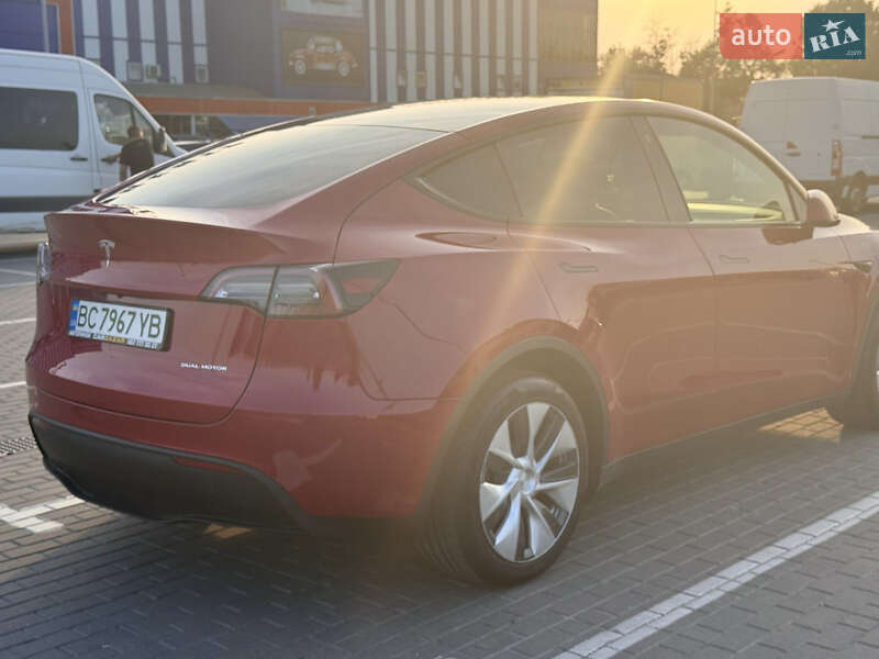 Внедорожник / Кроссовер Tesla Model Y 2021 в Львове
