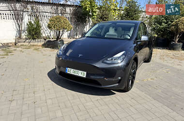 Внедорожник / Кроссовер Tesla Model Y 2024 в 