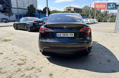 Внедорожник / Кроссовер Tesla Model Y 2024 в 