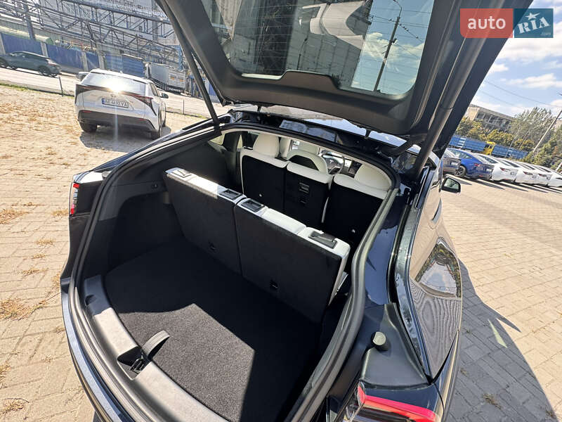 Внедорожник / Кроссовер Tesla Model Y 2024 в Днепре фото 15 Внедорожник / Кроссовер Tesla Model Y 2024 в Днепре