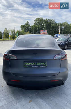 Позашляховик / Кросовер Tesla Model Y 2023 в 
