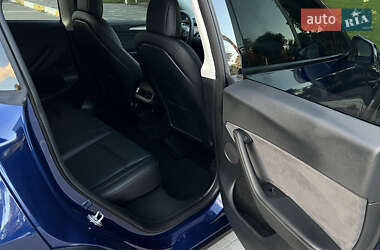Внедорожник / Кроссовер Tesla Model Y 2022 в 