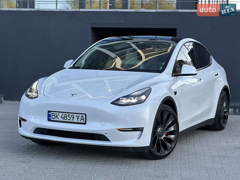 Позашляховик / Кросовер Tesla Model Y 2023 в Рівному