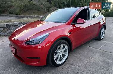 Позашляховик / Кросовер Tesla Model Y 2022 в 