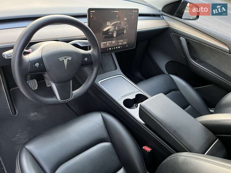 Позашляховик / Кросовер Tesla Model Y 2023 в Києві фото 7 Позашляховик / Кросовер Tesla Model Y 2023 в Києві