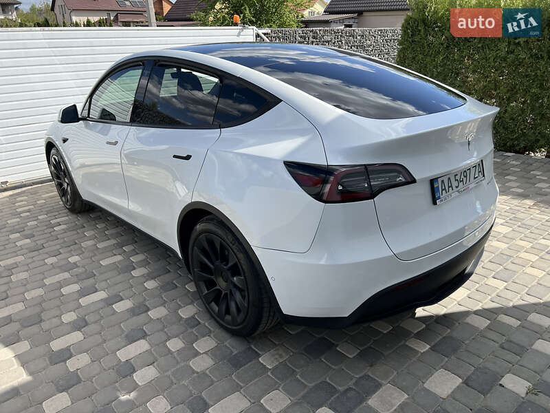 Позашляховик / Кросовер Tesla Model Y 2020 в Вінниці