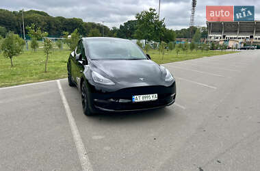 Позашляховик / Кросовер Tesla Model Y 2023 в 