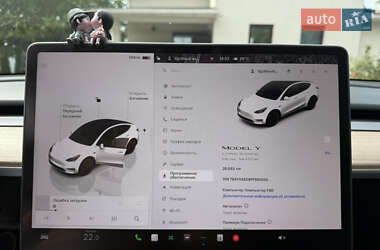 Позашляховик / Кросовер Tesla Model Y 2023 в 