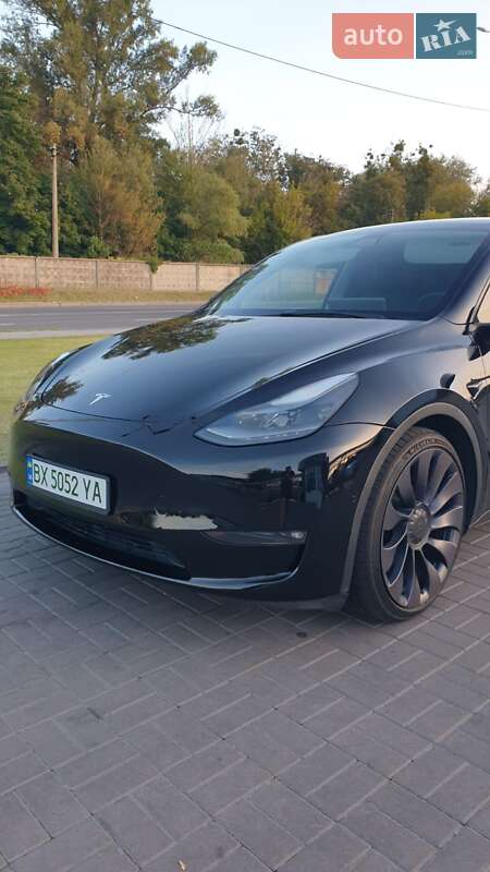 Внедорожник / Кроссовер Tesla Model Y 2021 в Киеве фото 5 Внедорожник / Кроссовер Tesla Model Y 2021 в Киеве