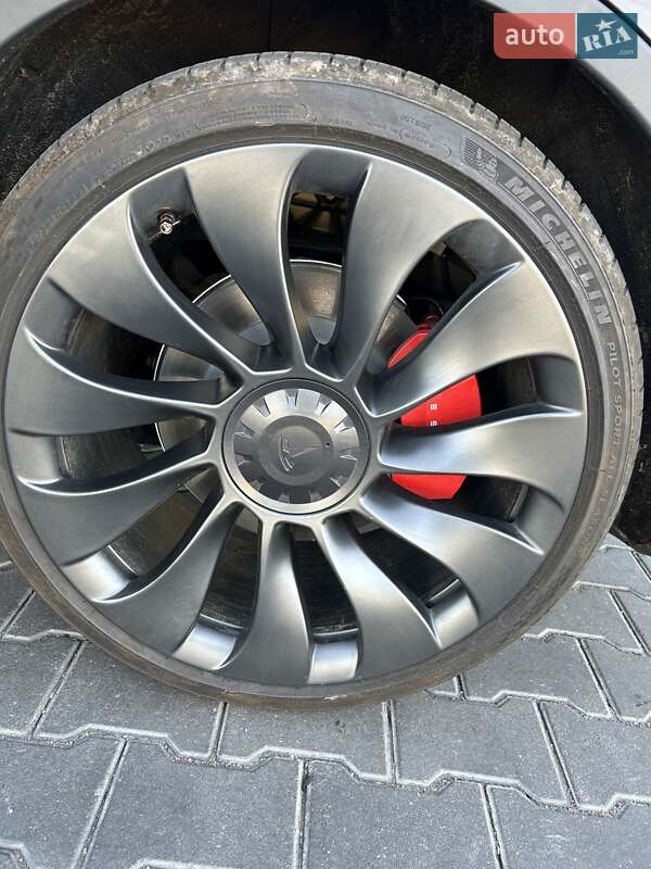 Позашляховик / Кросовер Tesla Model Y 2023 в Одесі