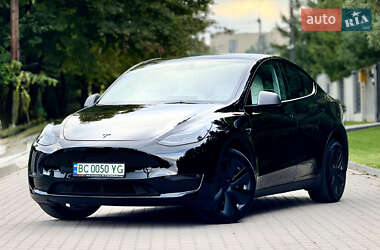 Внедорожник / Кроссовер Tesla Model Y 2023 в Львове