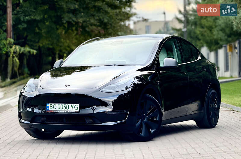Внедорожник / Кроссовер Tesla Model Y 2023 в 
